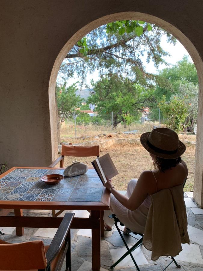 ליגוריו Mavilia Traditional Guesthouse מראה חיצוני תמונה